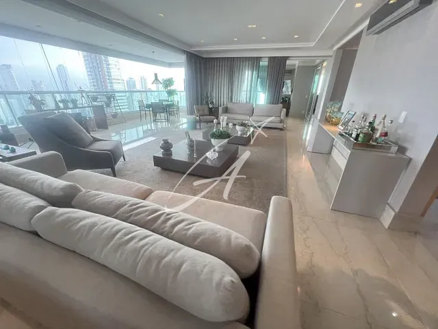 Apartamento com 425m² 5 quartos e 7 banheiros, à venda, no bairro Tatuapé em São Paulo