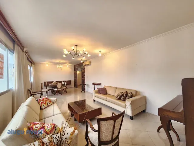 Apartamento 4 quartos e 5 banheiros, para alugar, no bairro Centro em Florianópolis
