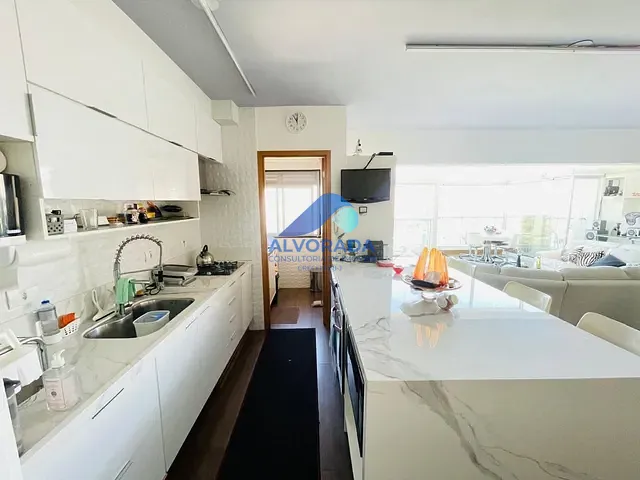 Apartamento 3 quartos e 1 banheiro, à venda, no bairro Vila Ema em São José dos Campos