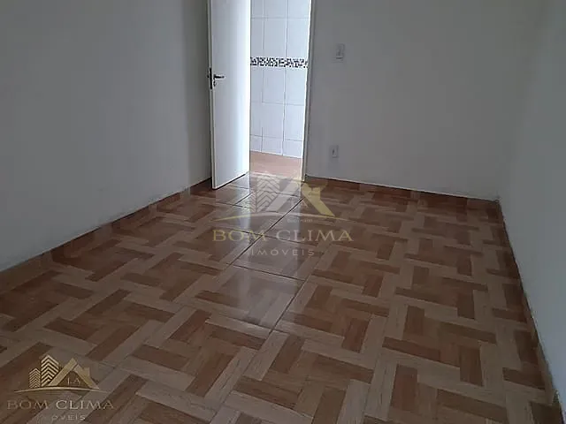 Apartamento 2 quartos e 1 banheiro, para alugar, no bairro Bandeirantes em Juiz de Fora