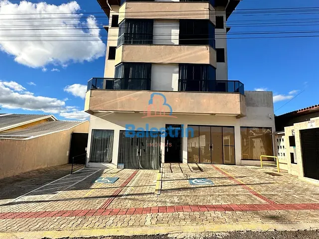 Apartamento 2 quartos e 1 banheiro, à venda ou para alugar, no bairro Santo Antônio em Fraiburgo