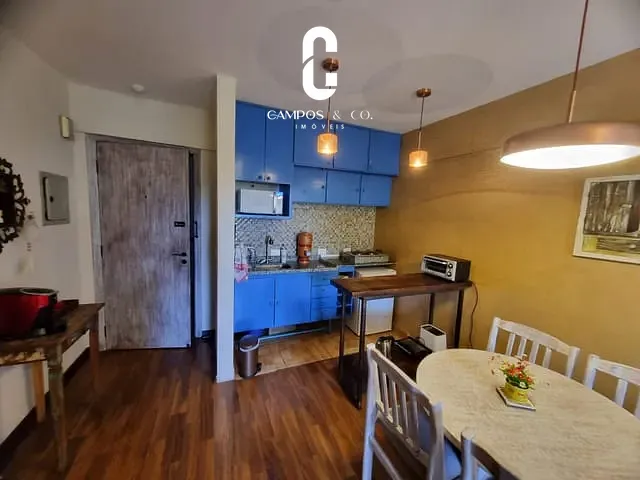 Apartamento 1 quarto e 1 banheiro, à venda, no bairro Vila Everest em Campos Do Jordão