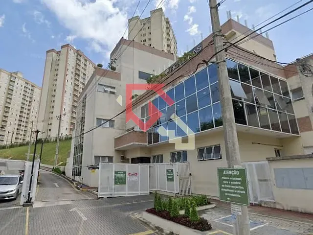 Apartamento 2 quartos e 1 banheiro, à venda, no bairro Vila Falchi em Mauá