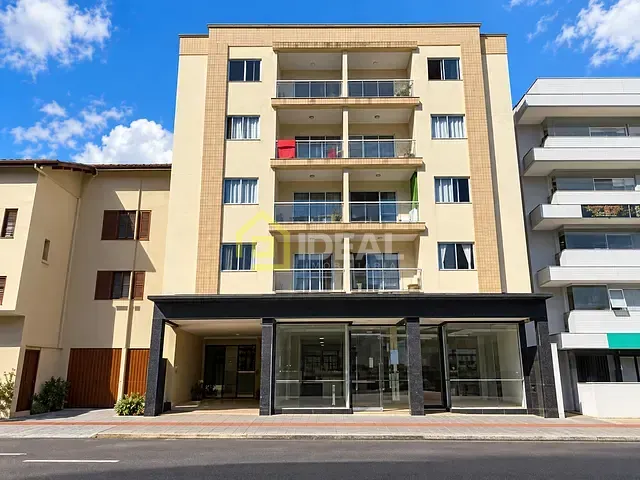 Apartamento 2 quartos e 1 banheiro, para alugar, no bairro Centro em Concórdia