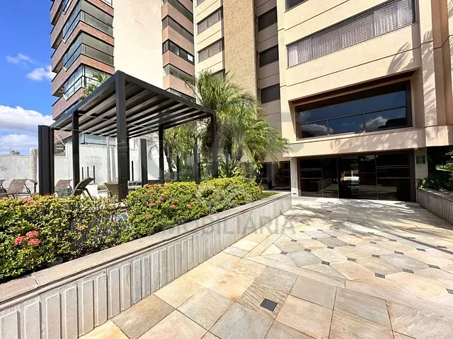 Apartamento com 240m² 3 quartos e 5 banheiros, à venda, no bairro Cambuí em Campinas