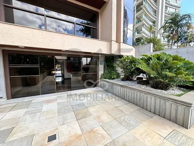 Apartamento com 240m² 3 quartos e 5 banheiros, à venda, no bairro Cambuí em Campinas