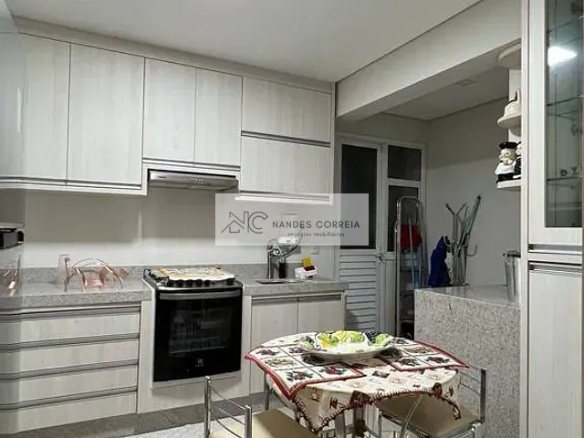 Apartamento 3 quartos e 2 banheiros, à venda, no bairro Antares em Londrina