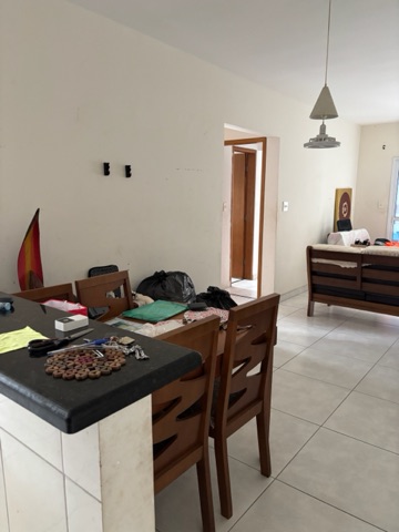 Apartamento 2 quartos e 1 banheiro, à venda, no bairro Tupi em Praia Grande