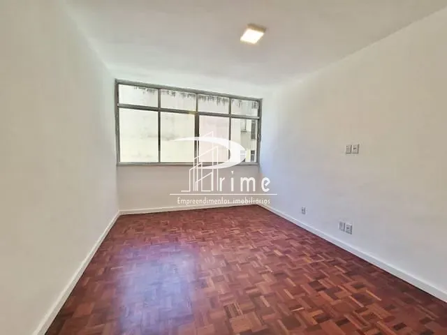 Apartamento com 70m² 3 quartos e 2 banheiros, à venda, no bairro Icaraí em Niterói