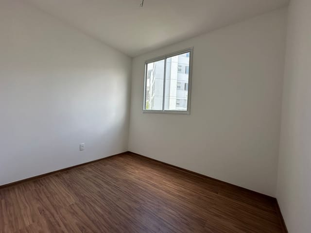 Apartamento 2 quartos e 1 banheiro, à venda, no bairro Parque Serrado  em Belo Horizonte
