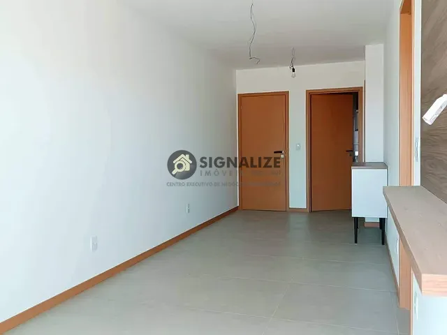 Apartamento 1 quarto e 1 banheiro, à venda, no bairro Braga em Cabo Frio