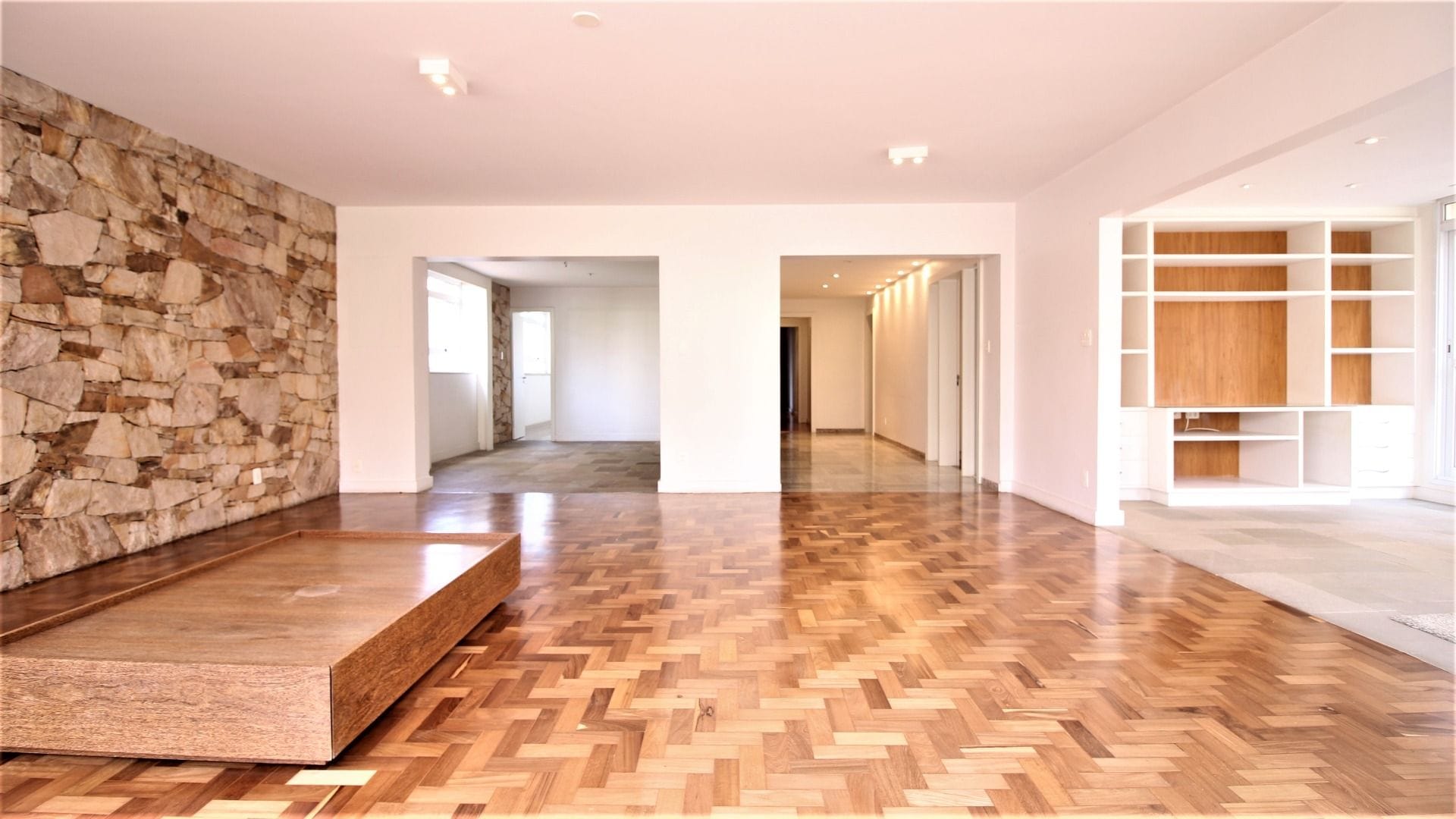 Apartamento, 5 quartos, 327 m² - Foto 1