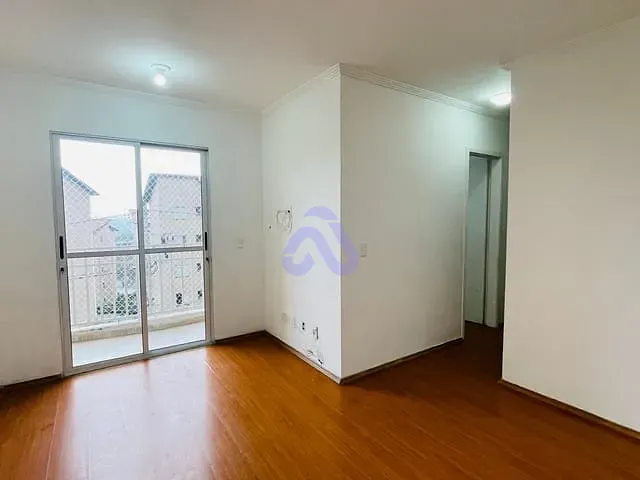 Apartamento 2 quartos e 1 banheiro, à venda ou para alugar, no bairro Jardim São Miguel em Ferraz de Vasconcelos