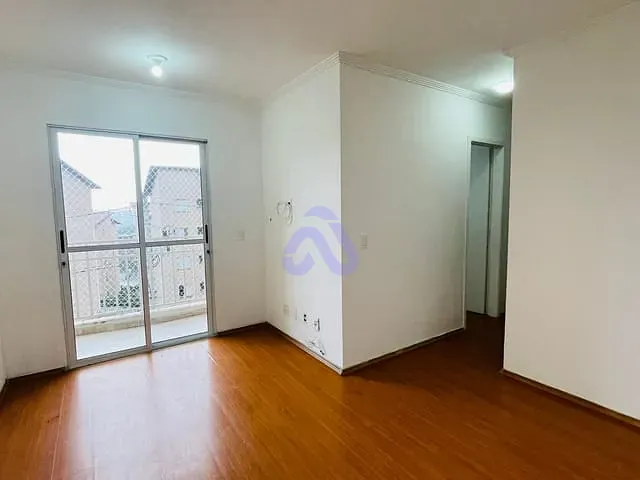 Apartamento 2 quartos e 1 banheiro, à venda ou para alugar, no bairro Jardim São Miguel em Ferraz de Vasconcelos