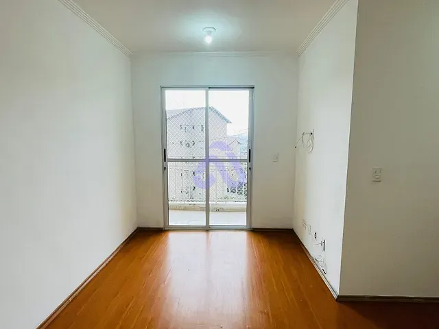 Apartamento 2 quartos e 1 banheiro, à venda ou para alugar, no bairro Jardim São Miguel em Ferraz de Vasconcelos