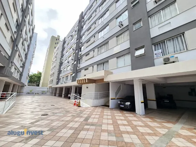 Apartamento 2 quartos e 2 banheiros, à venda, no bairro Centro em Florianópolis