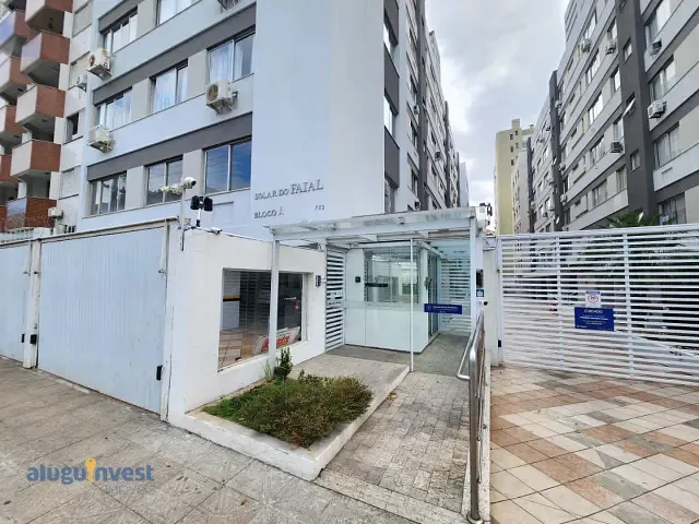 Apartamento 2 quartos e 2 banheiros, à venda, no bairro Centro em Florianópolis
