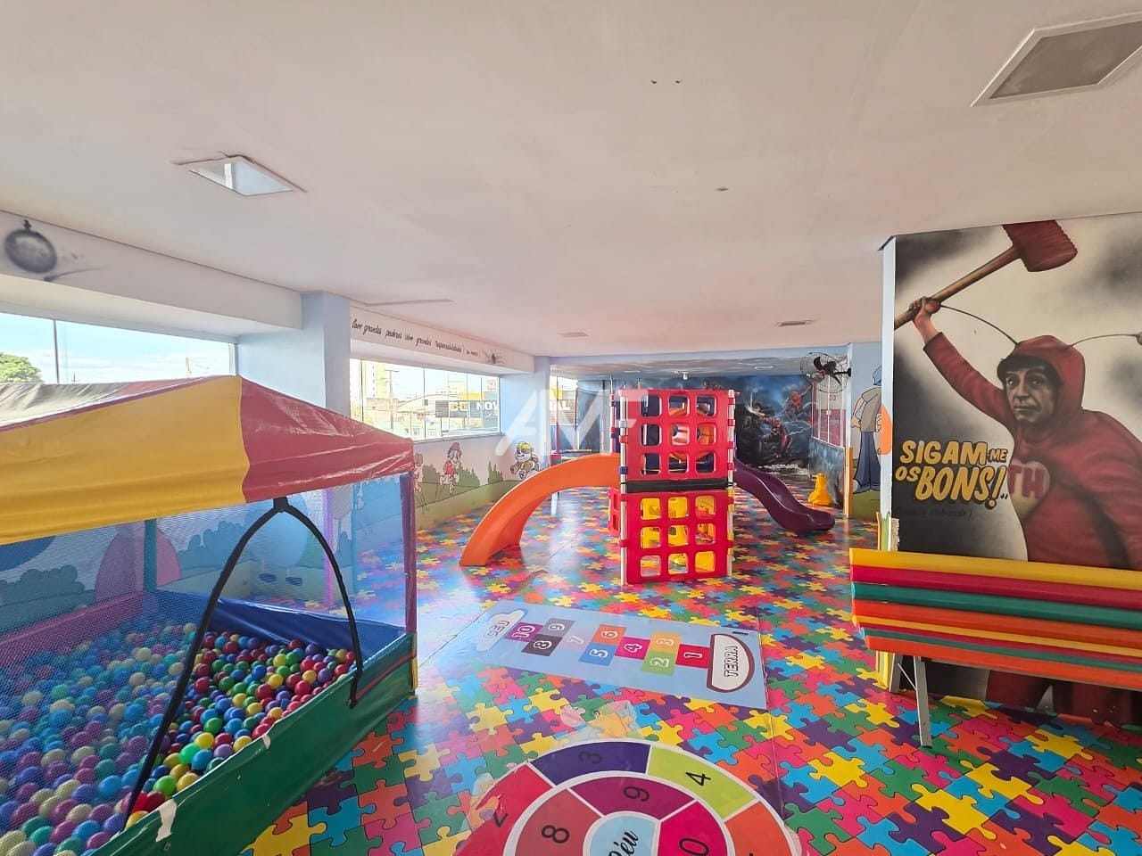 Apartamento à venda com 2 quartos, 52m² - Foto 31