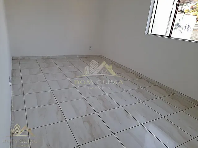 Apartamento 2 quartos e 1 banheiro, para alugar, no bairro Bandeirantes em Juiz de Fora