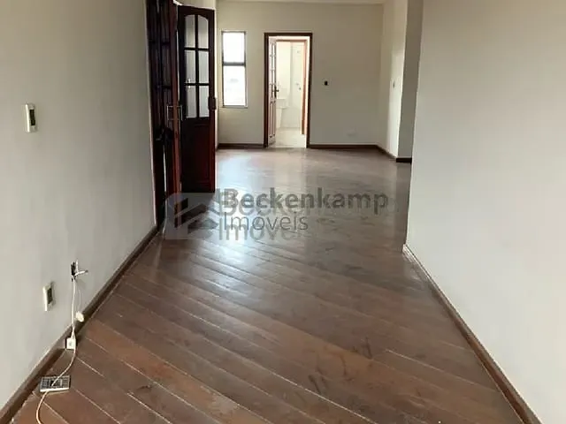 Apartamento 3 quartos e 3 banheiros, à venda, no bairro Aterrado em Volta Redonda