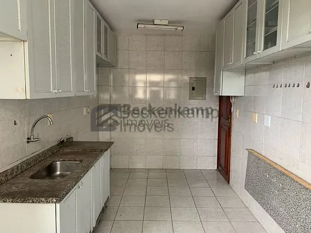 Apartamento 3 quartos e 3 banheiros, à venda, no bairro Aterrado em Volta Redonda