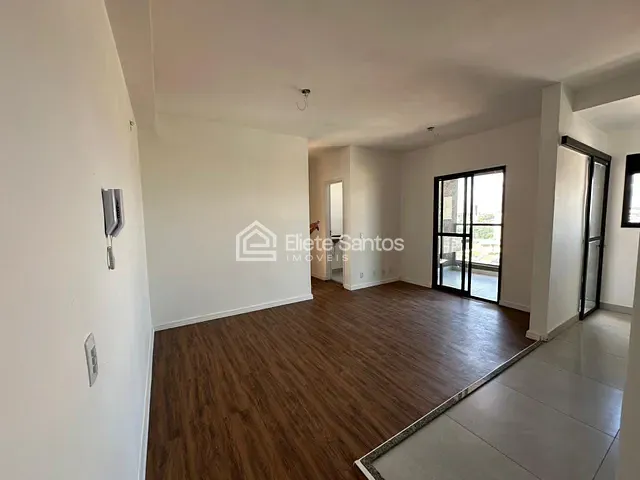 Apartamento 3 quartos e 2 banheiros, à venda, no bairro Vila Santa Catarina em Americana