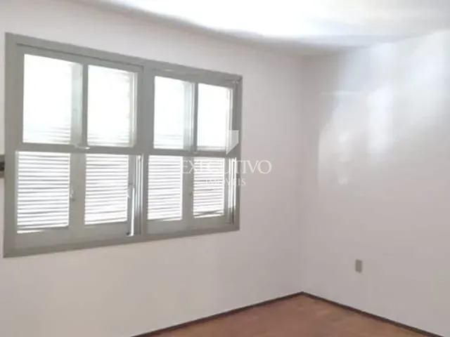 Apartamento 3 quartos e 1 banheiro, para alugar, no bairro Centro em Arroio Do Meio