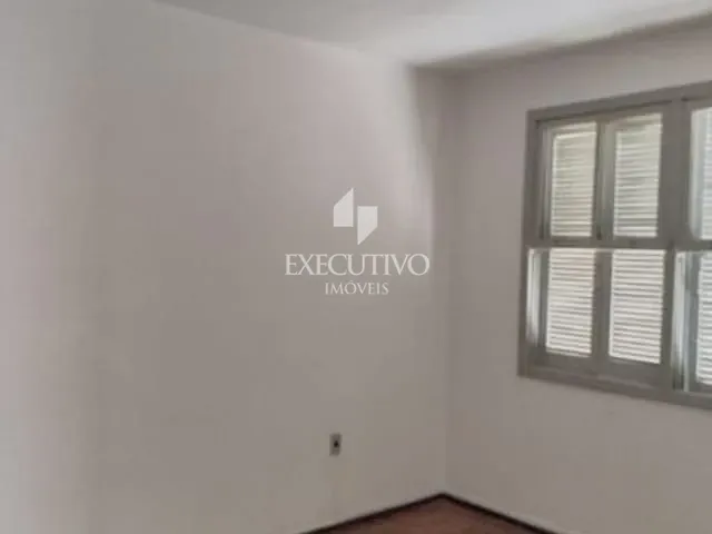 Apartamento 3 quartos e 1 banheiro, para alugar, no bairro Centro em Arroio Do Meio