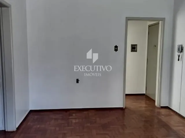 Apartamento 3 quartos e 1 banheiro, para alugar, no bairro Centro em Arroio Do Meio