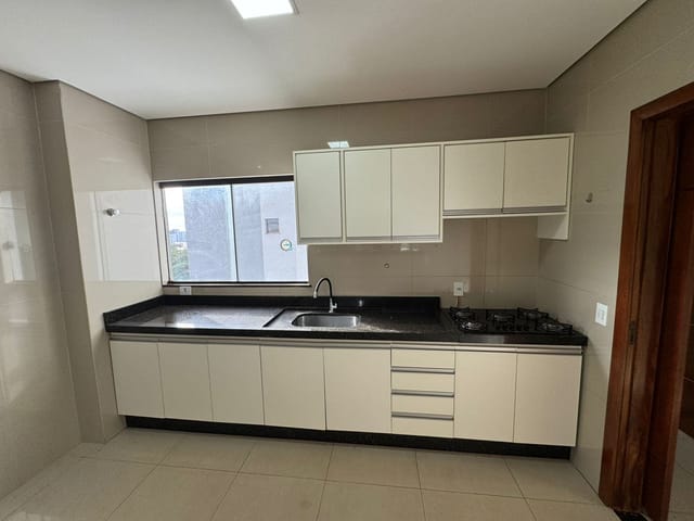Apartamento com 123m² 3 quartos e 2 banheiros, à venda, no bairro Vila Cachoeirinha em Dourados