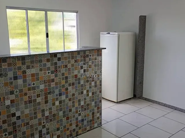Apartamento com 52m² 1 quarto e 1 banheiro, para alugar, no bairro Cidade Jardim Guapimirim em Guapimirim
