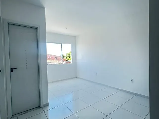 Apartamento 2 quartos e 1 banheiro, à venda, no bairro Centro em Caucaia