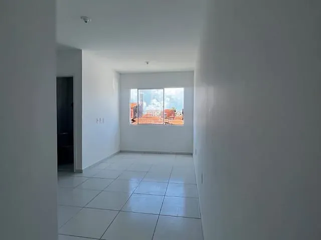 Apartamento 2 quartos e 1 banheiro, à venda, no bairro Centro em Caucaia