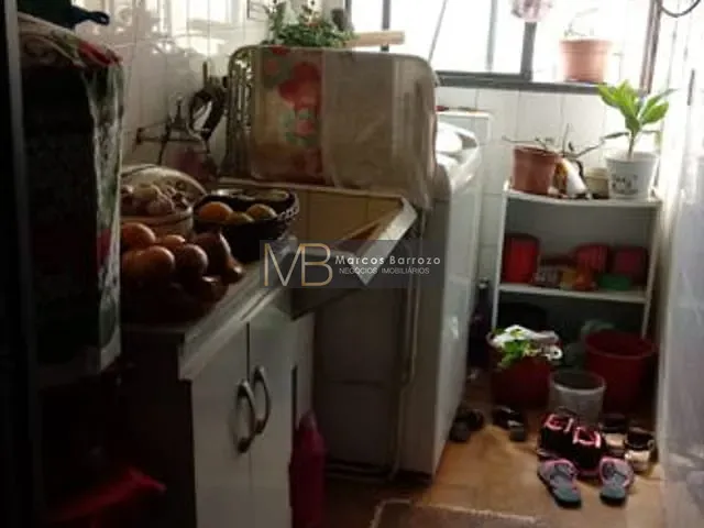 Apartamento com 117m² 3 quartos e 2 banheiros, à venda, no bairro Centro em Londrina