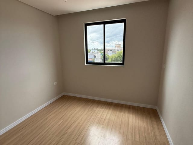 Apartamento 2 quartos e 1 banheiro, à venda, no bairro Parque da Fonte em São José dos Pinhais