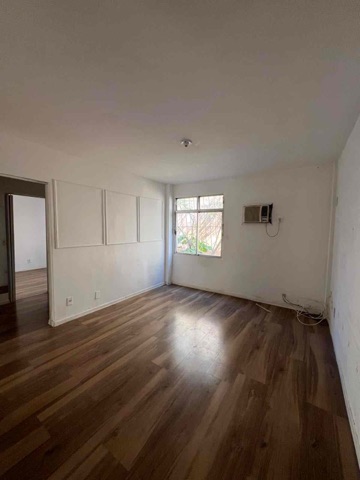 Apartamento 2 quartos e 1 banheiro, à venda, no bairro Engenho da Rainha em Rio de Janeiro