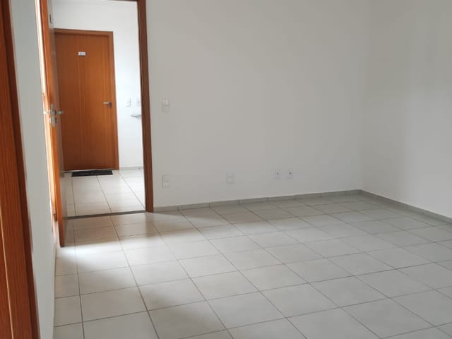 Apartamento 2 quartos e 1 banheiro, para alugar, no bairro Santa Rita em Santa Luzia