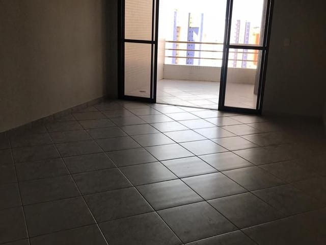 Apartamento 4 quartos e 1 banheiro, à venda, no bairro Manaíra em João Pessoa