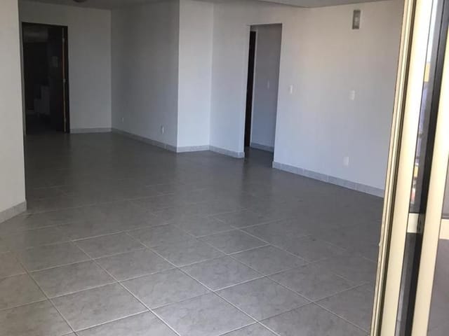 Apartamento 4 quartos e 1 banheiro, à venda, no bairro Manaíra em João Pessoa