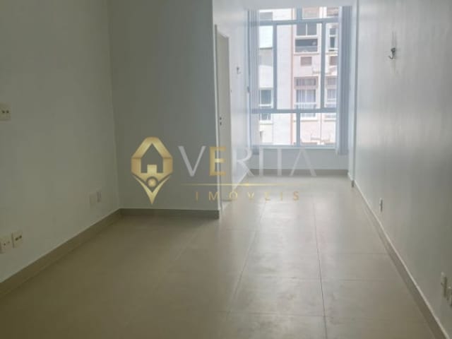 Apartamento 2 quartos e 2 banheiros, à venda, no bairro Copacabana em Rio de Janeiro