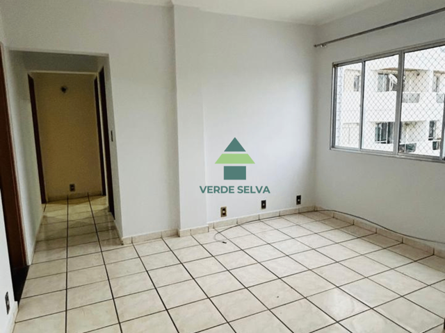 Apartamento 2 quartos e 1 banheiro, para alugar, no bairro Centro em Atibaia