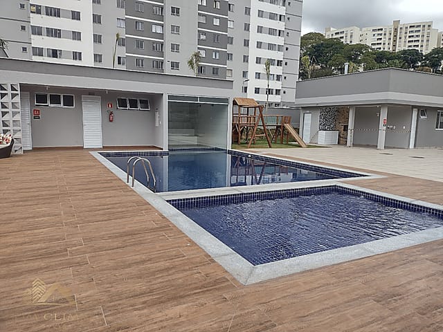 Apartamento 2 Quartos - Lazer Total: Piscina, Quadra e Mais!