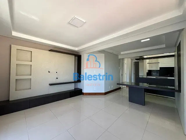 Apartamento com 113m² 3 quartos e 2 banheiros, à venda ou para alugar, no bairro Centro em Fraiburgo