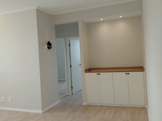 Apartamento 2 quartos e 1 banheiro, à venda, no bairro Jardim Aquarius em São José dos Campos