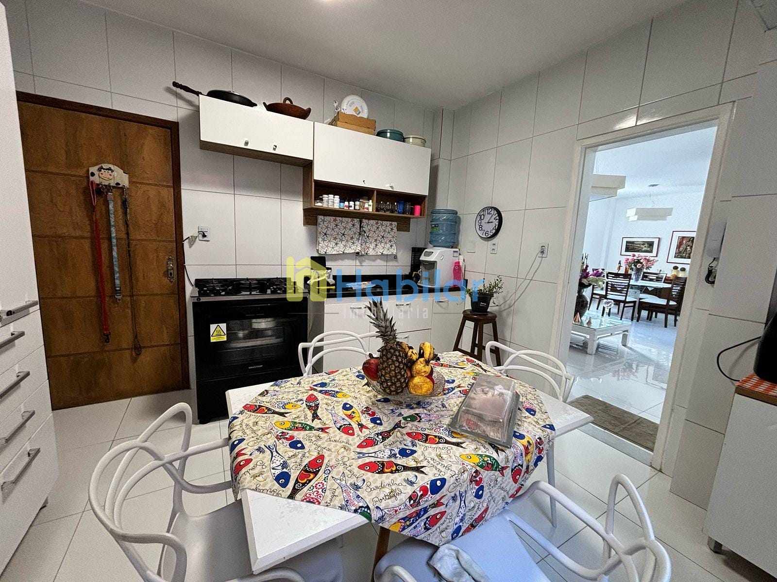 Apartamento à venda com 2 quartos, 95m² - Foto 4