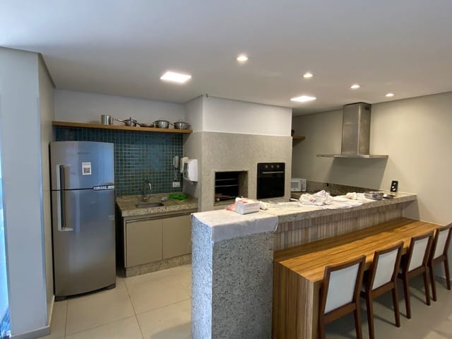 Apartamento com 103m² 3 quartos e 1 banheiro, à venda, no bairro Residencial José Lázaro Gouvea em Londrina