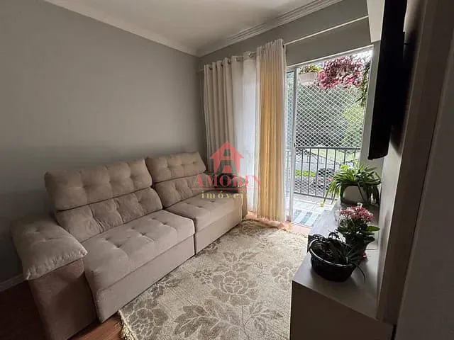 Apartamento com 67m² 3 quartos e 1 banheiro, à venda, no bairro Campo Comprido em Curitiba