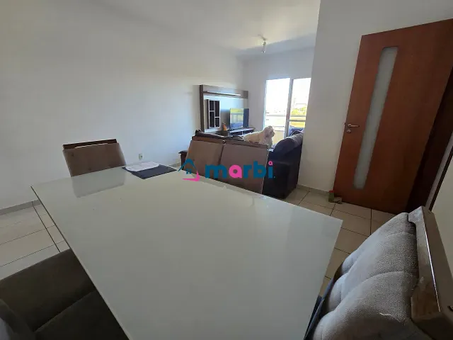 Apartamento 2 quartos e 2 banheiros, à venda, no bairro Parque Fabrício em Nova Odessa
