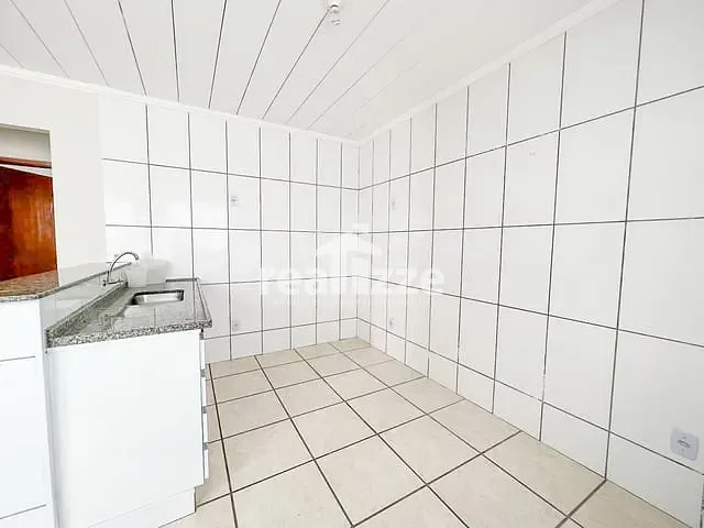 Apartamento 2 quartos e 2 banheiros, à venda, no bairro Conjunto Habitacional Juscelino Kubitschek de Oliveira em Itapira