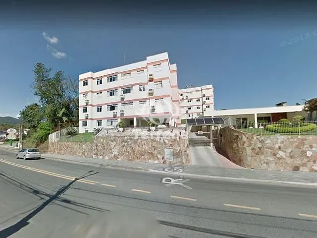 Apartamento com 120m² 3 quartos e 1 banheiro, para alugar, no bairro Velha em Blumenau